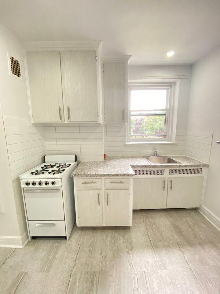 5821 CHEMIN COTE ST LUC - Photo 8