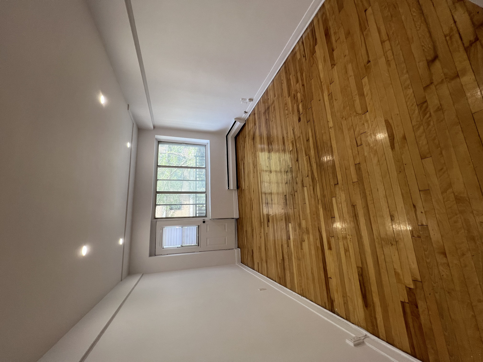 5475 Westminster - Photo 15