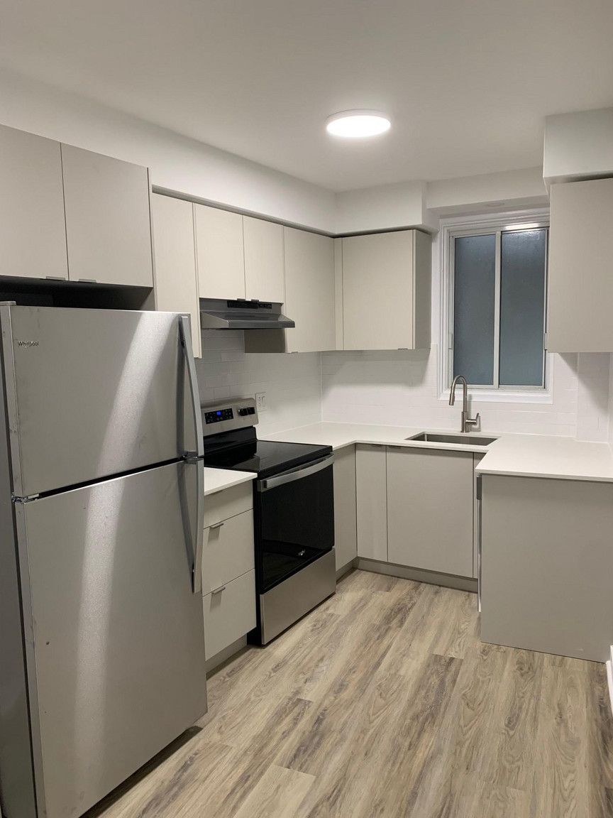 1255 Sherwood 