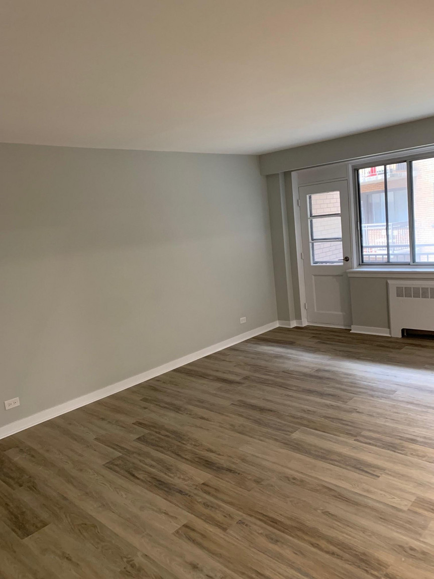1255 Sherwood  - Photo 4