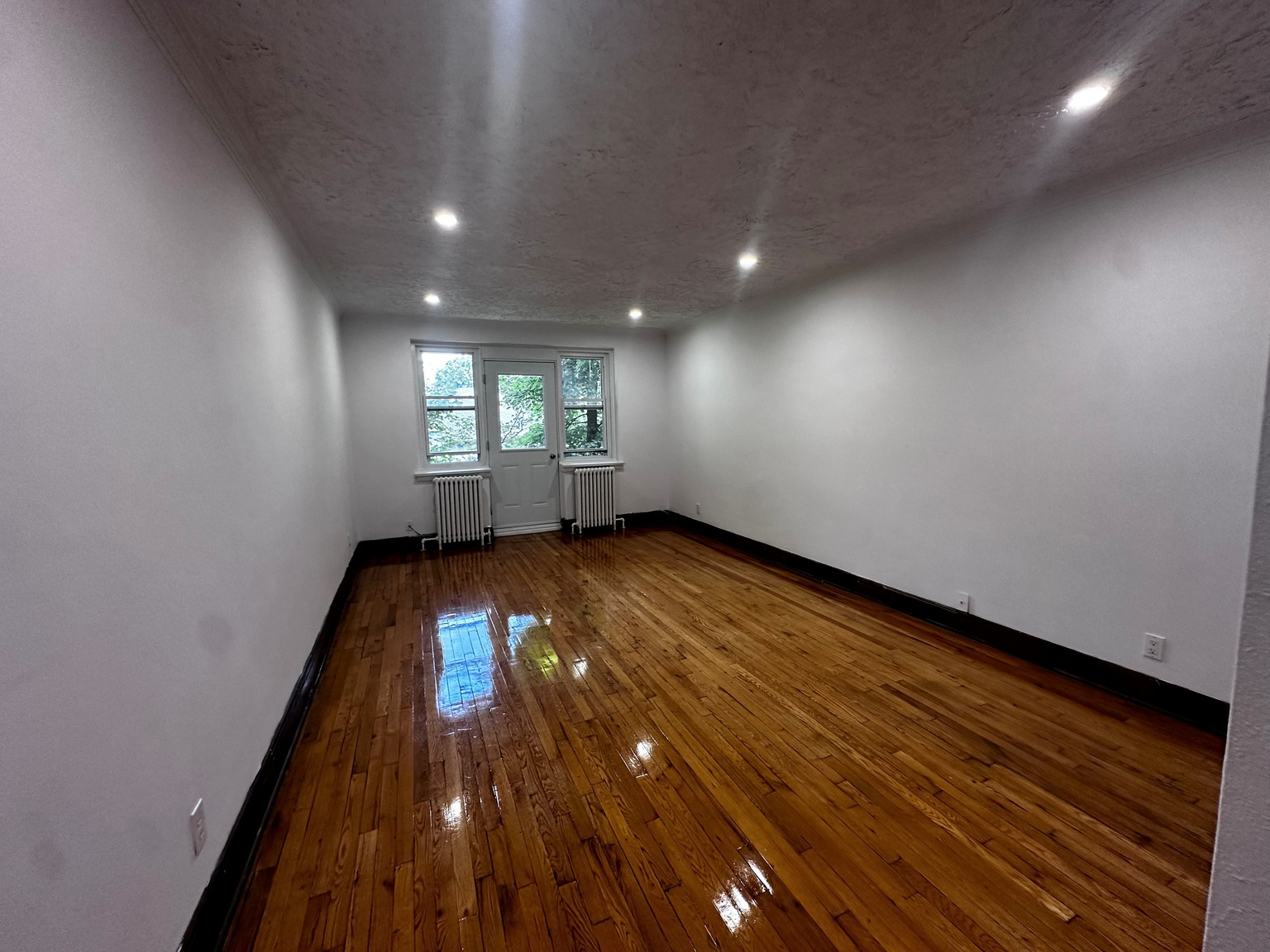 5821 CHEMIN COTE ST LUC - Photo 4