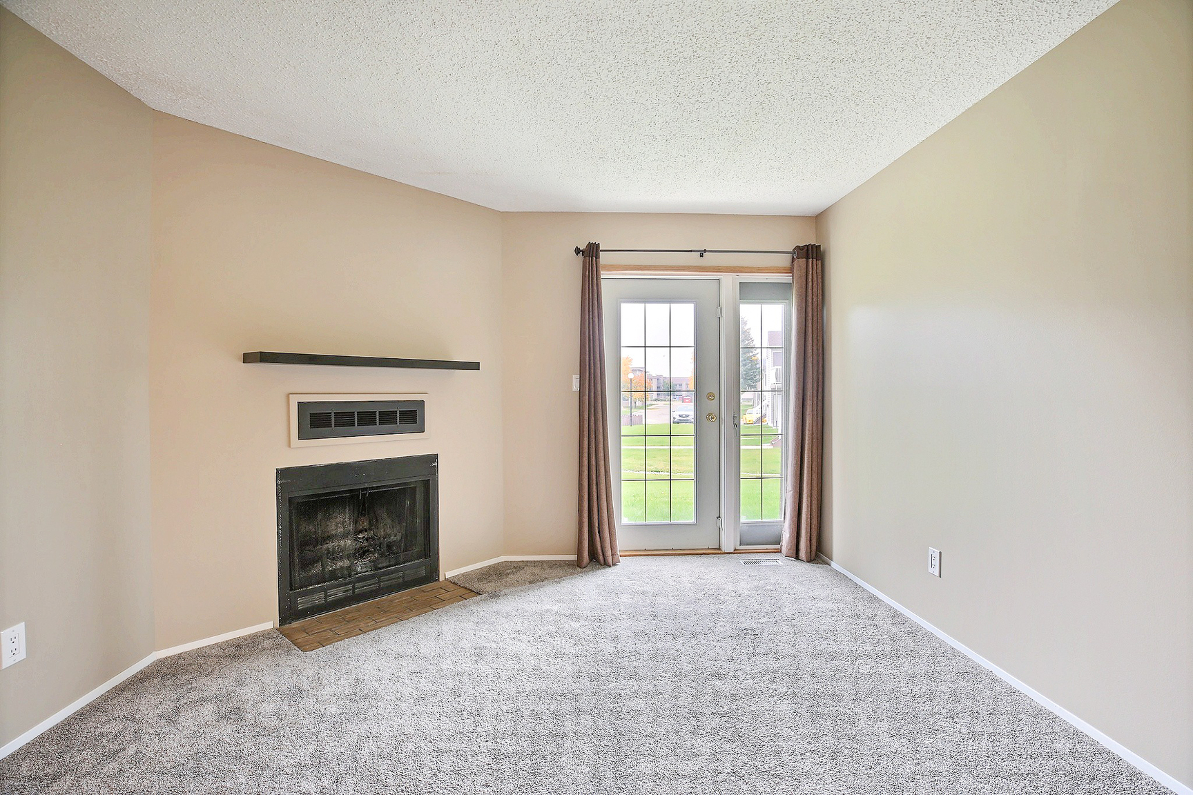 6451 Rochdale Boulevard - Photo 10