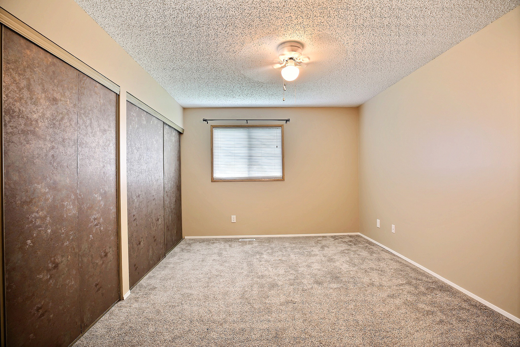 6451 Rochdale Boulevard - Photo 18