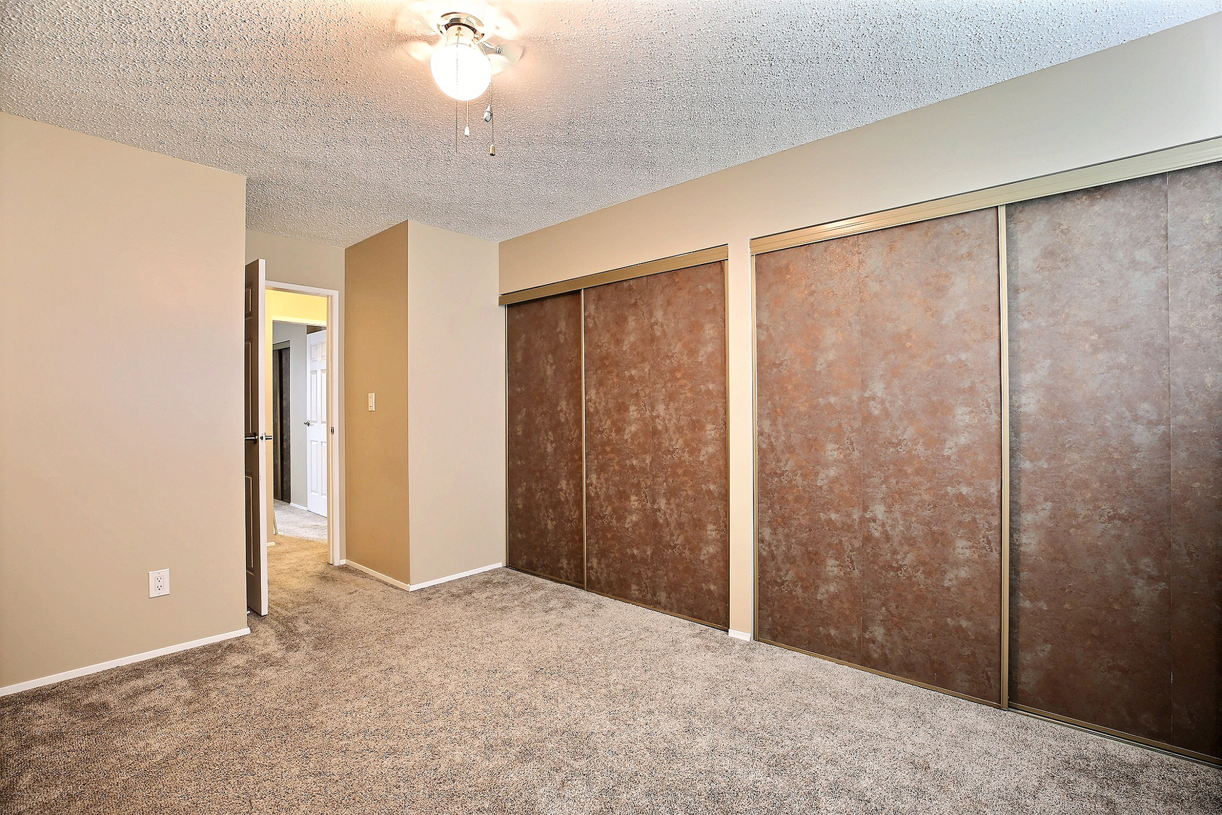 6451 Rochdale Boulevard - Photo 20