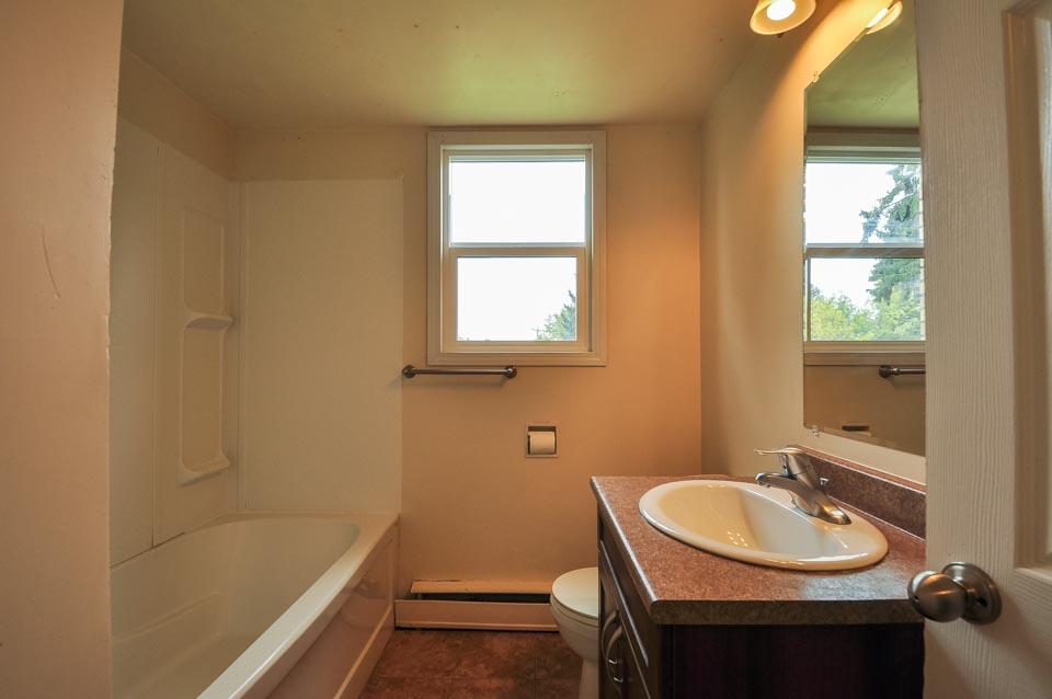 McQueen Apartments - Photo 5