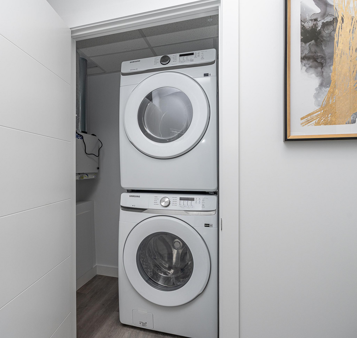 Edgemont Flats - Photo 10