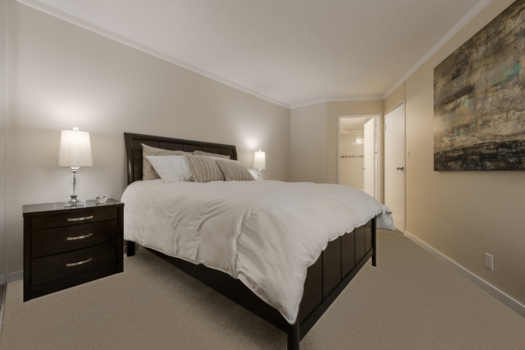 Edmonton House - Photo 6