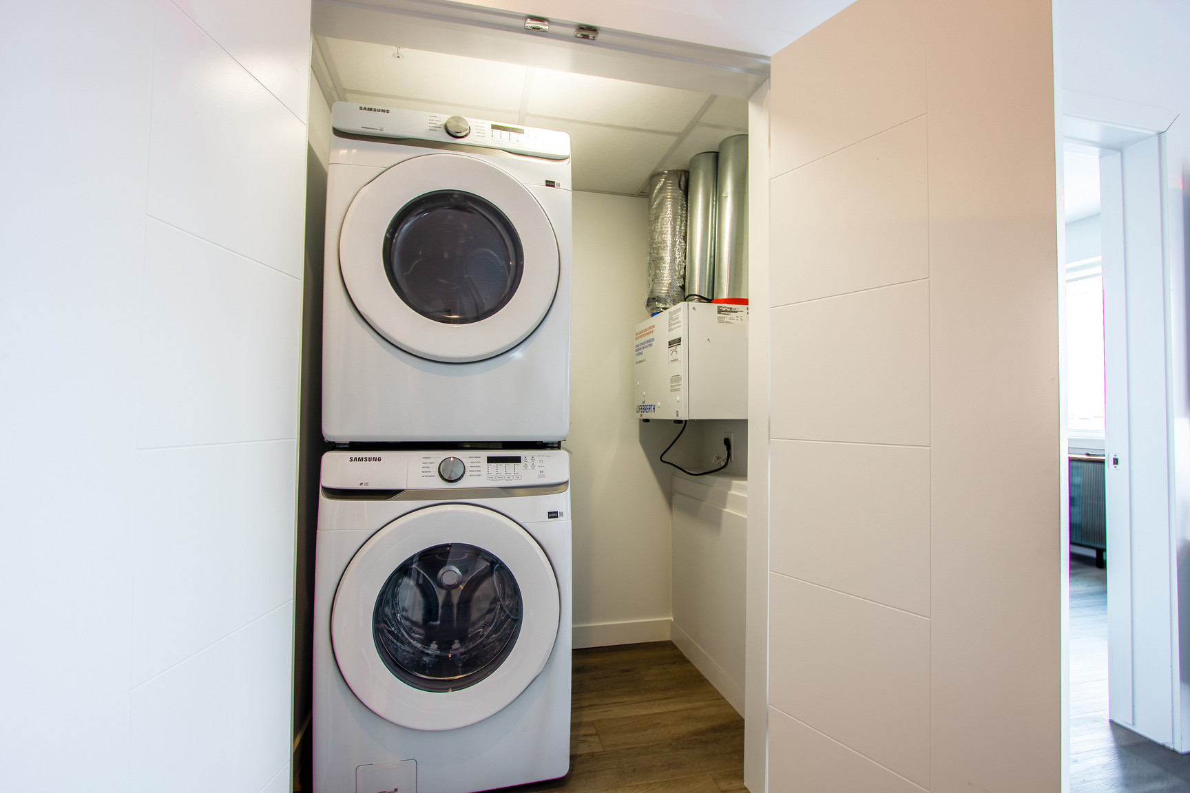 Heritage Flats - Photo 10
