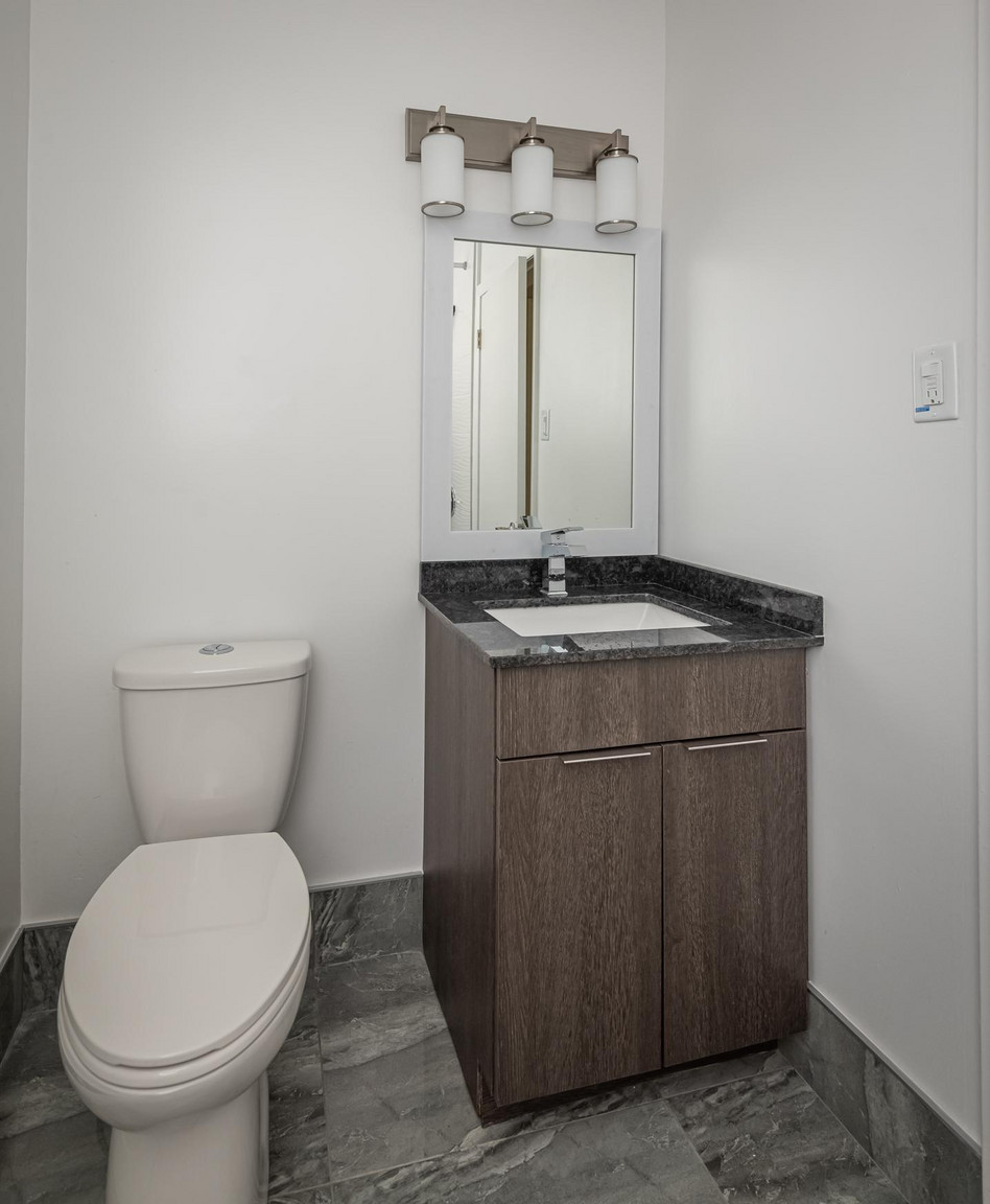 West Villa - Photo 6