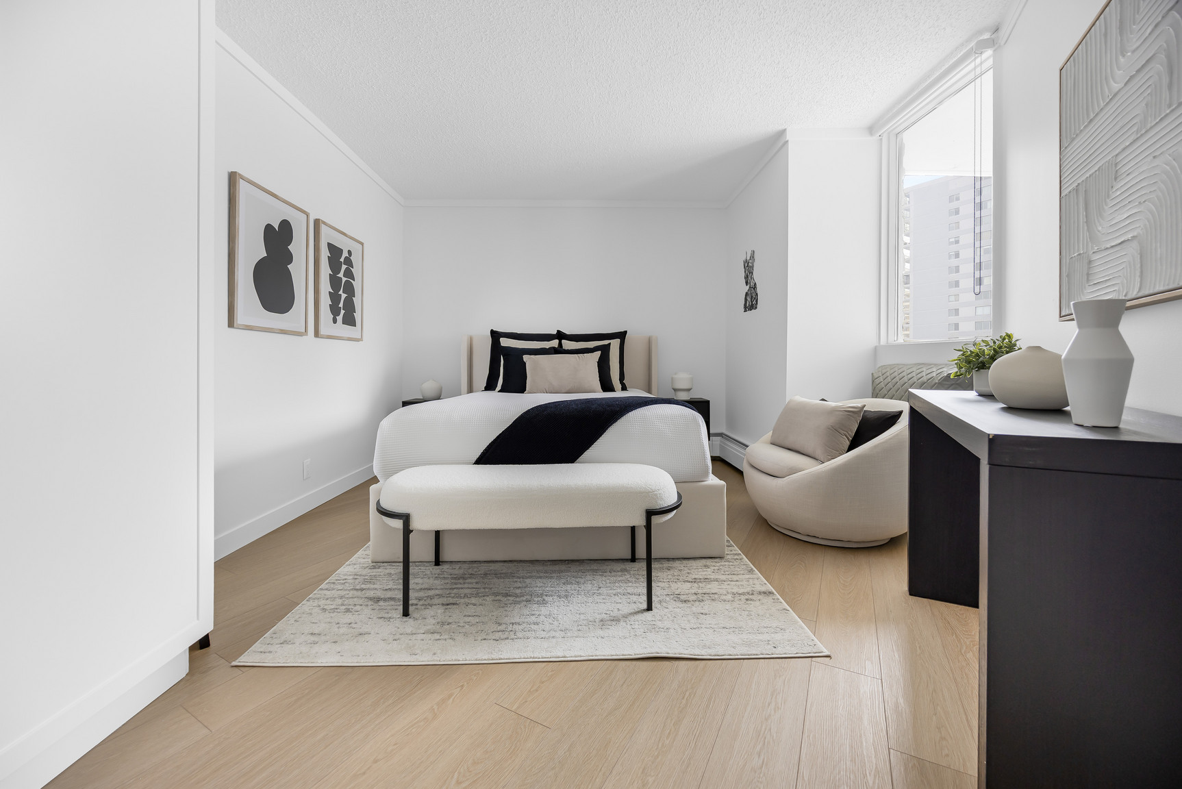 Edmonton House - Photo 5