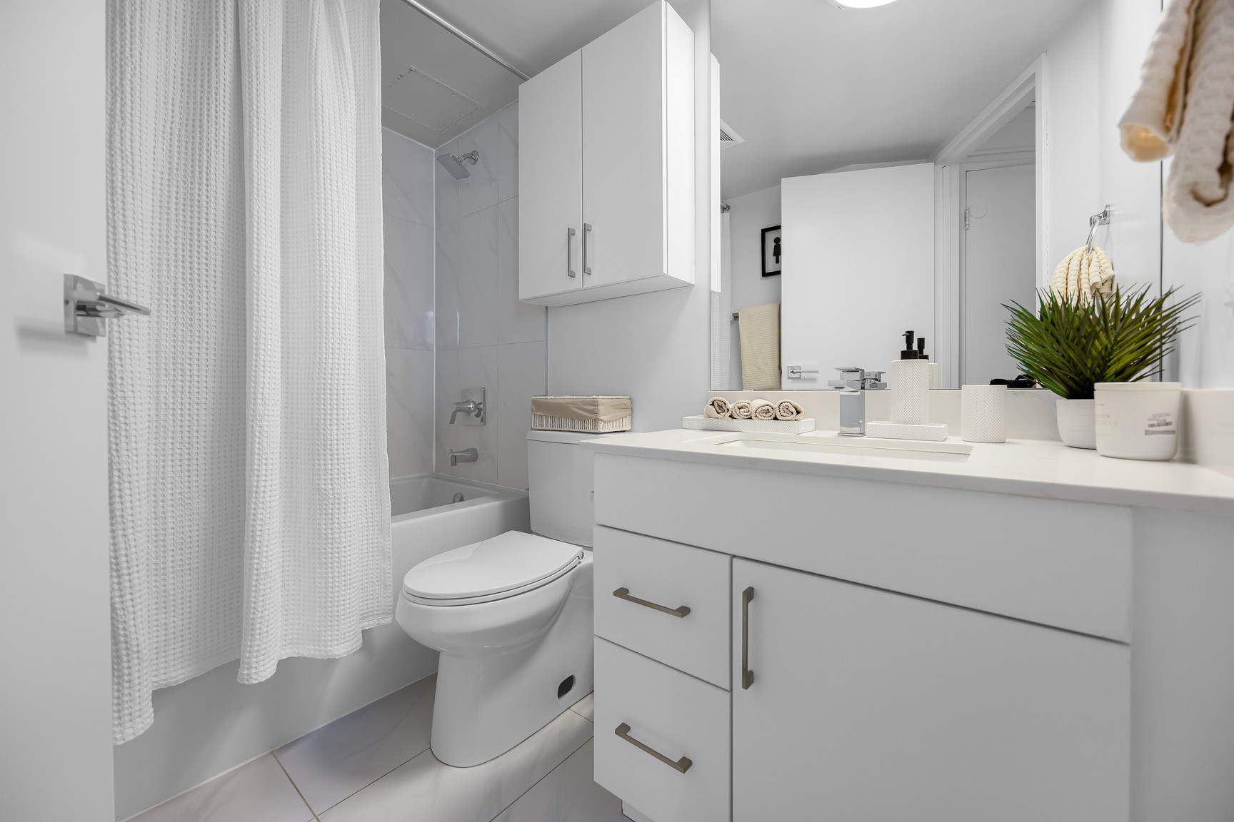 Edmonton House - Photo 8