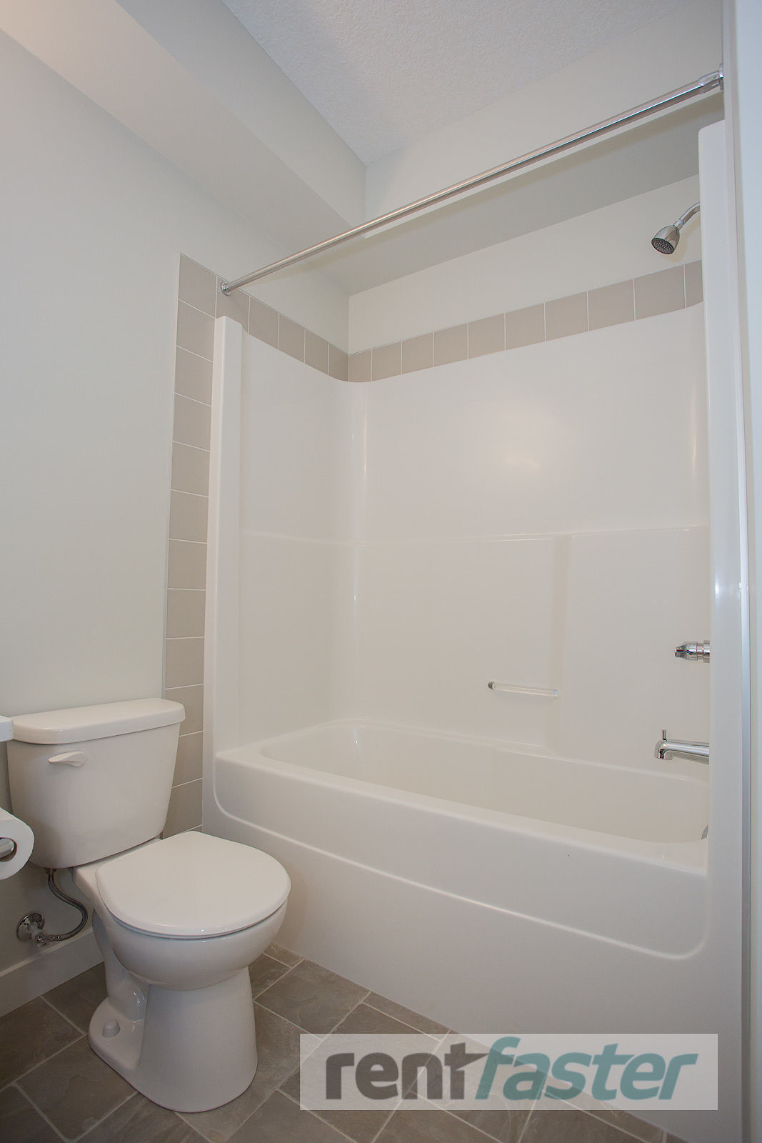 Victoria Crossing Griesbach - Photo 16