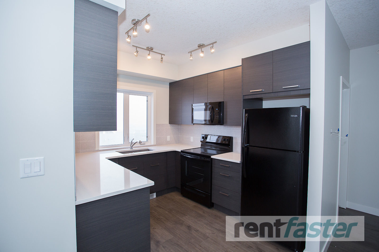 Victoria Crossing Griesbach - Photo 19