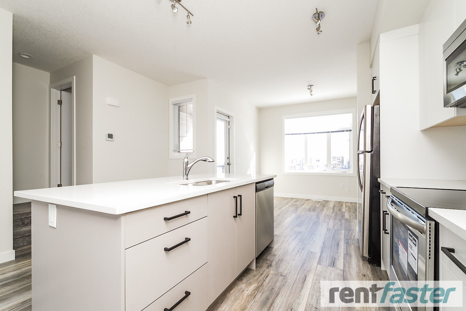 NEW Townhouse for Rent - Photo 7