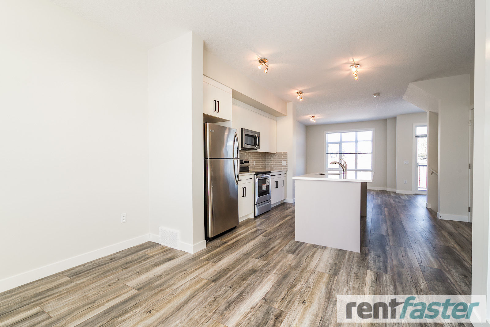 NEW Townhouse for Rent - Photo 12