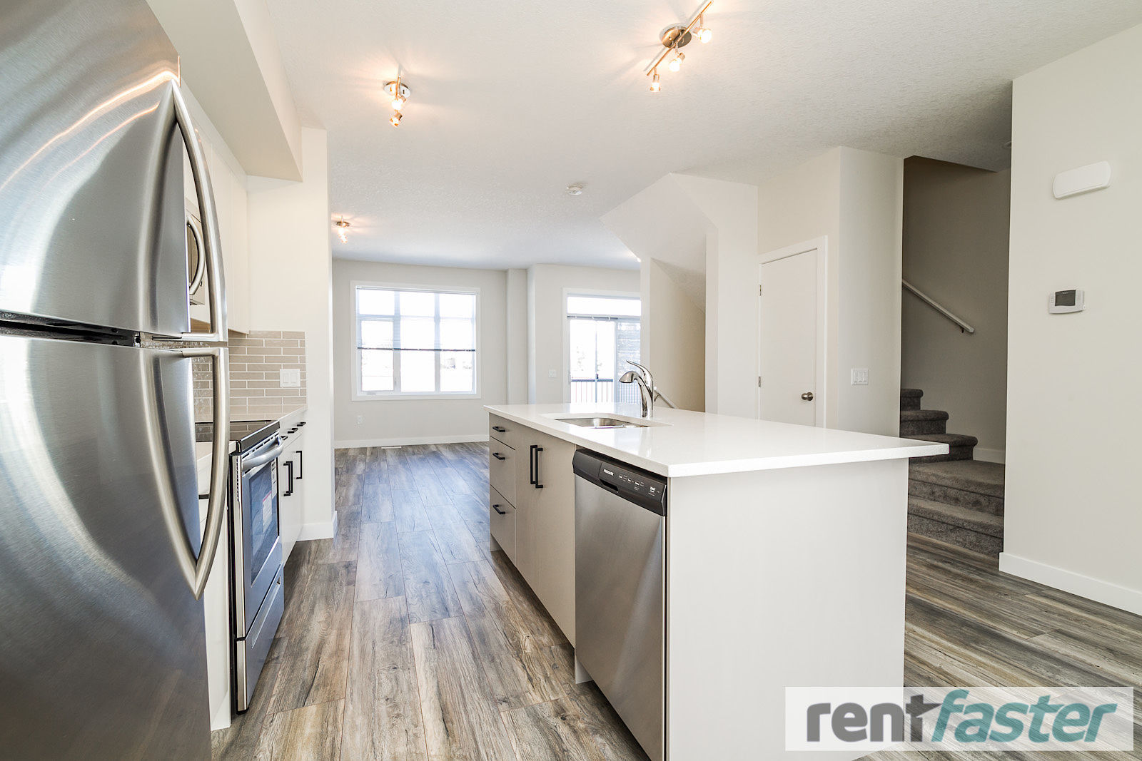 NEW Townhouse for Rent - Photo 13