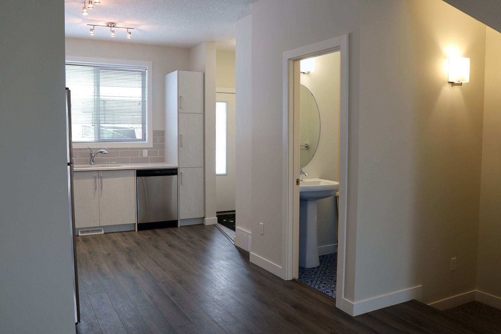 NEW Townhouse for Rent - Photo 25