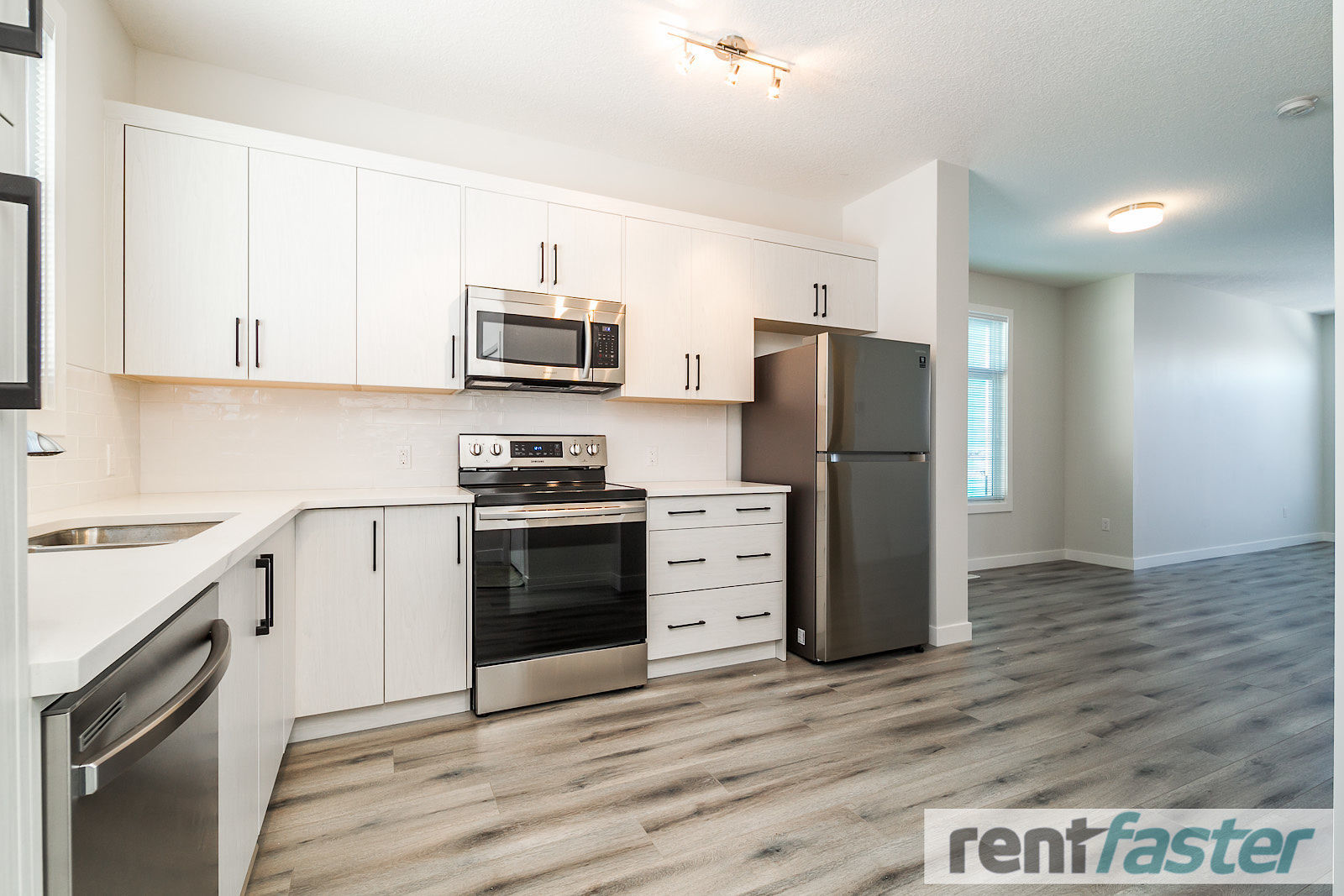 NEW Townhouse for Rent - Photo 39