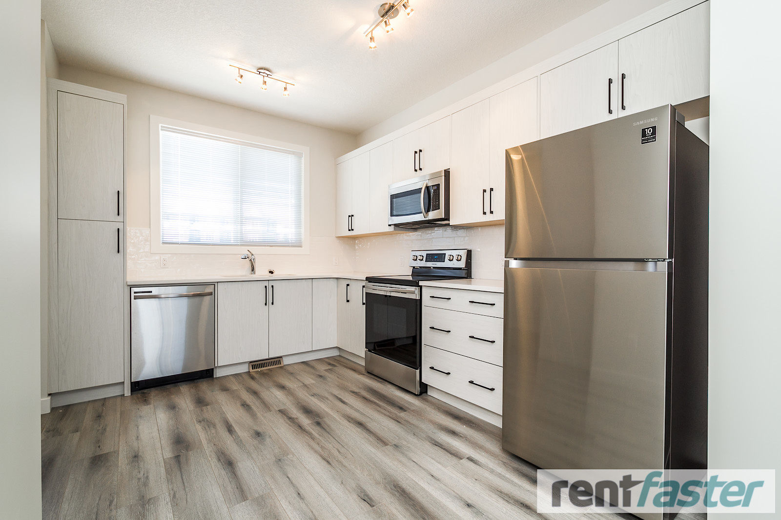 NEW Townhouse for Rent - Photo 40