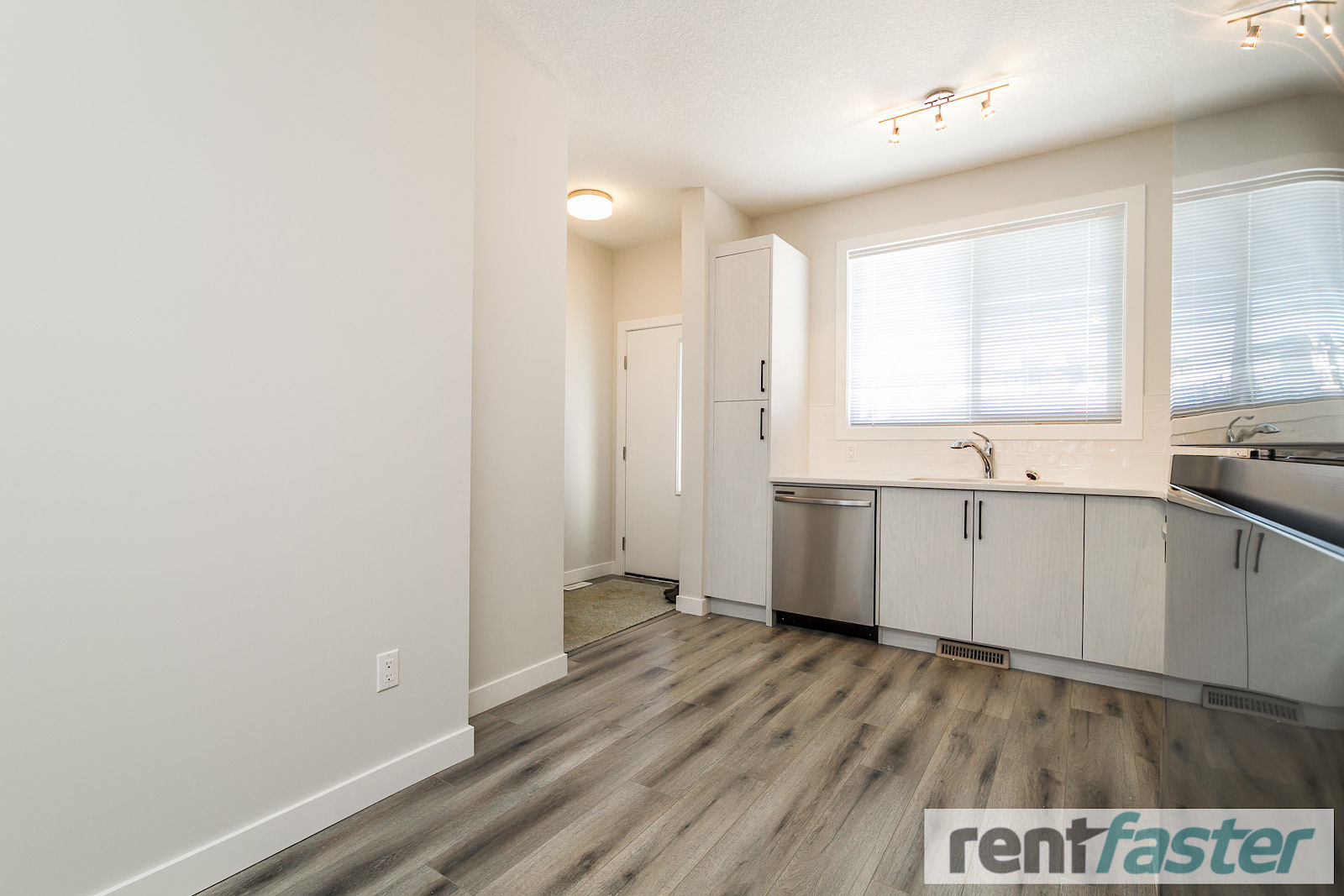 NEW Townhouse for Rent - Photo 41