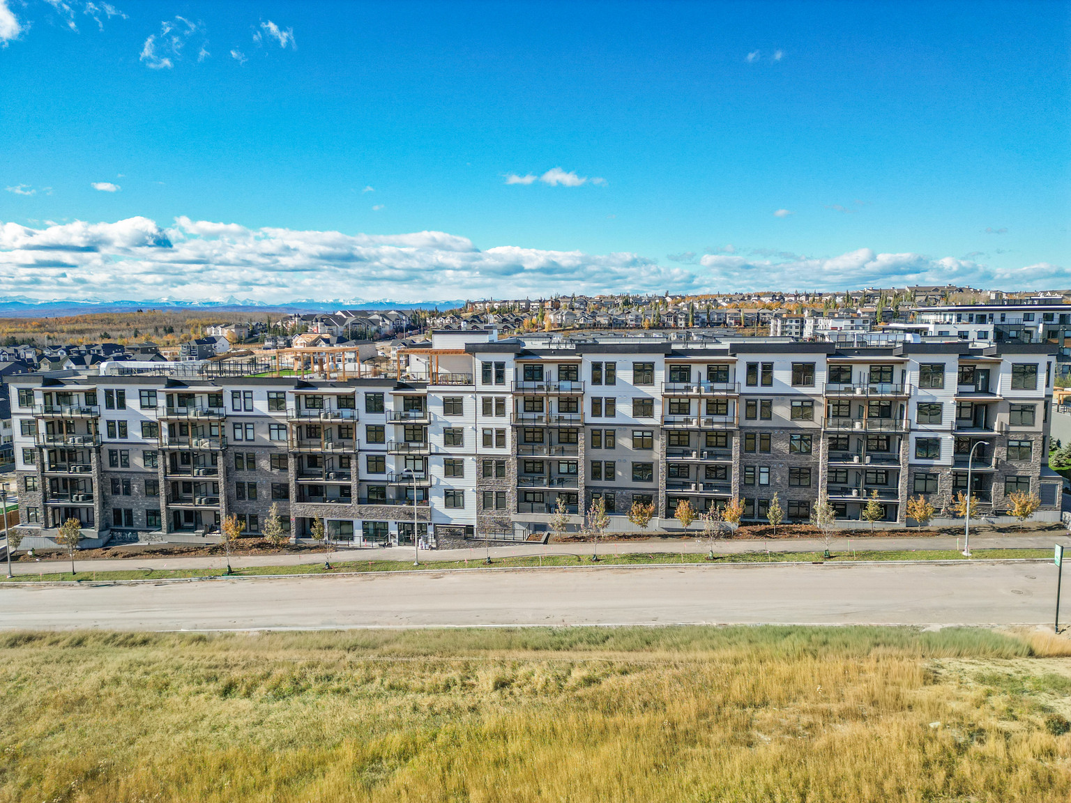 BALSAM Apartments - Photo 3