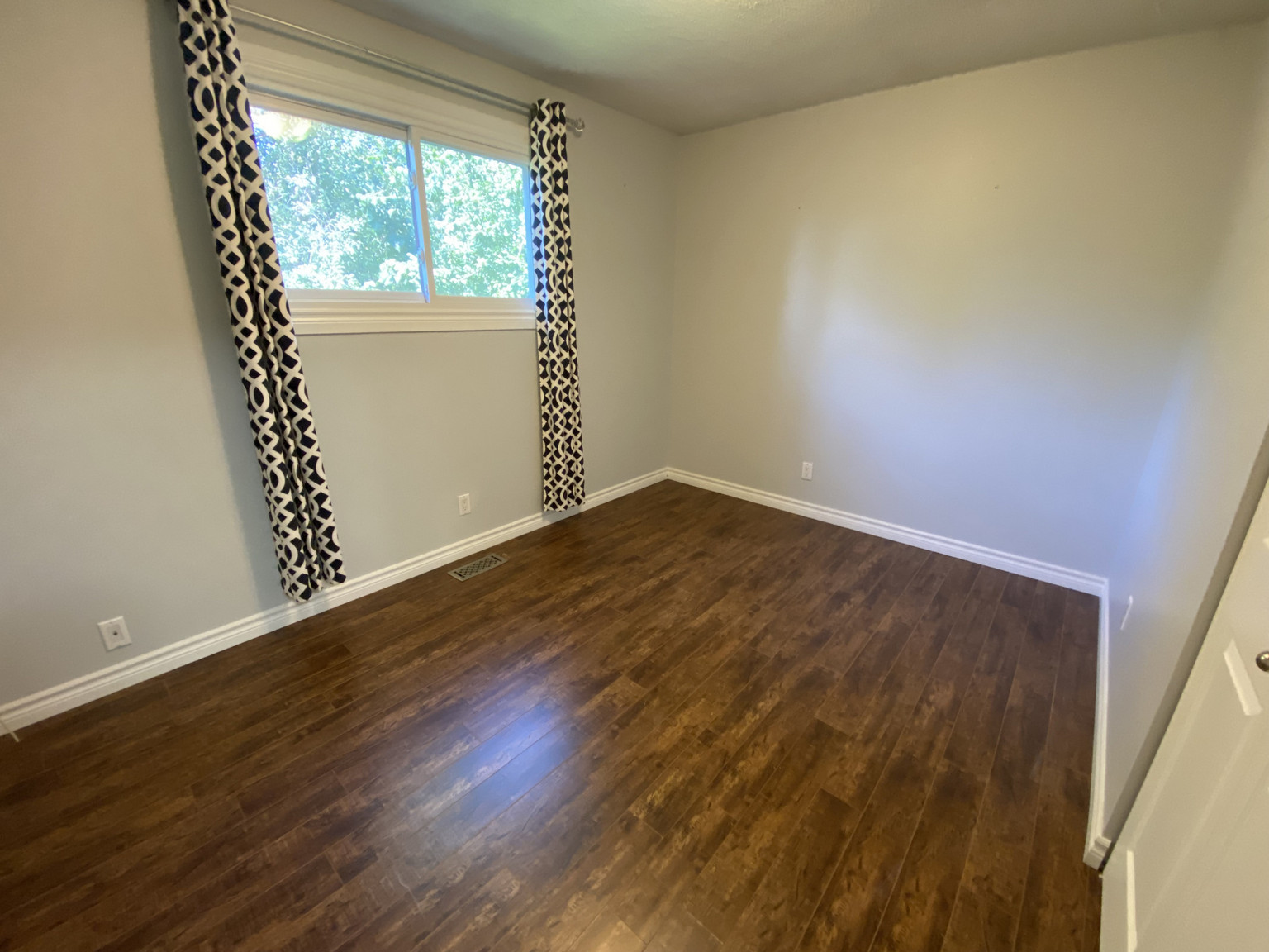 587 Bourne Place - Photo 26