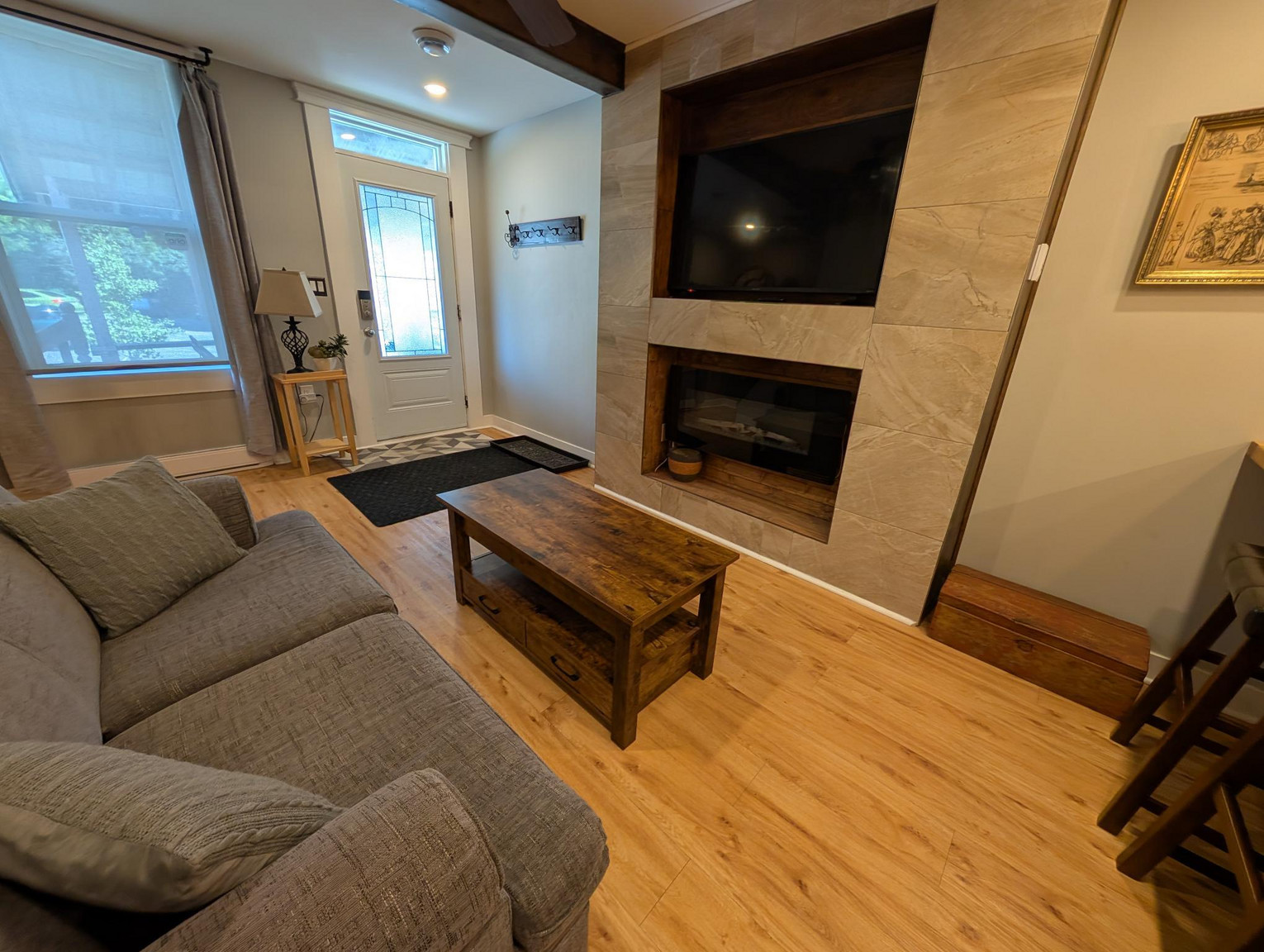 192 Adelaide Street - Photo 12