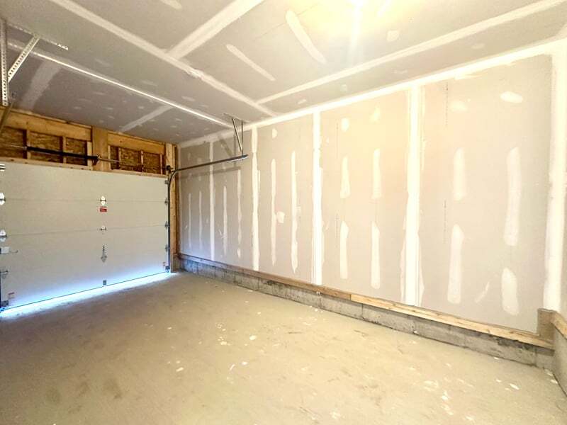 718 Montrichard Rd - Photo 11