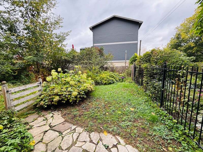 19 Desjardins Ave Unit 1 - Photo 11