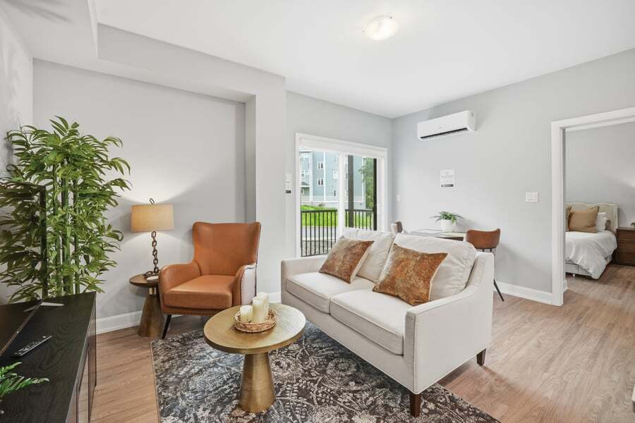 2396 Cleroux Cres Unit 113 - Photo 2