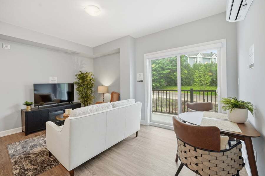 2396 Cleroux Cres Unit 113 - Photo 3