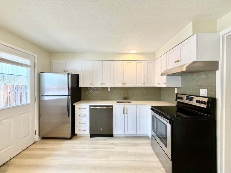 1520 Beaverpond Drive Unit A - Photo 2