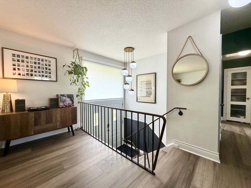 935 Thorndale Dr - Photo 2