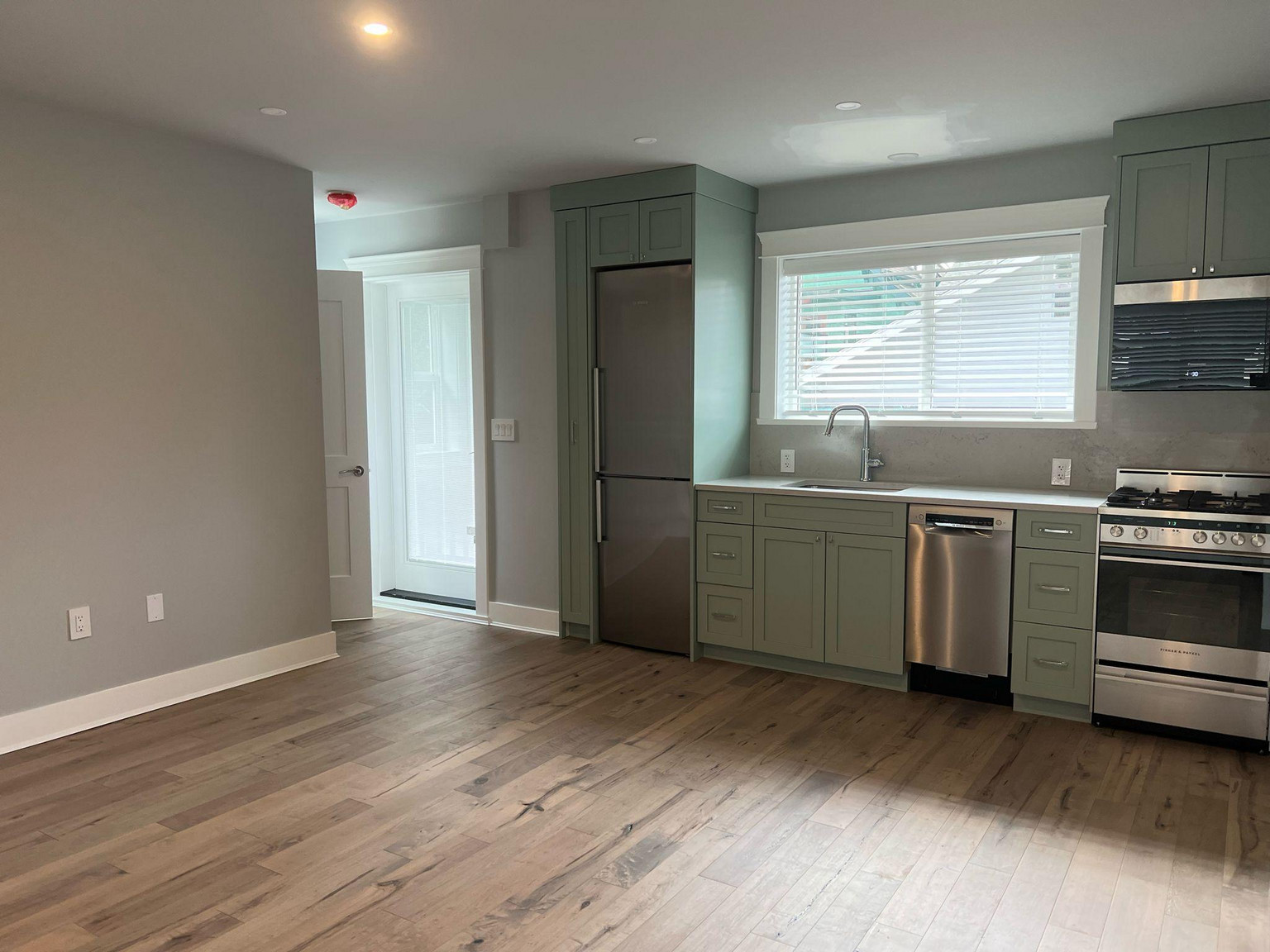 66 West 18th Avenue - Photo 8
