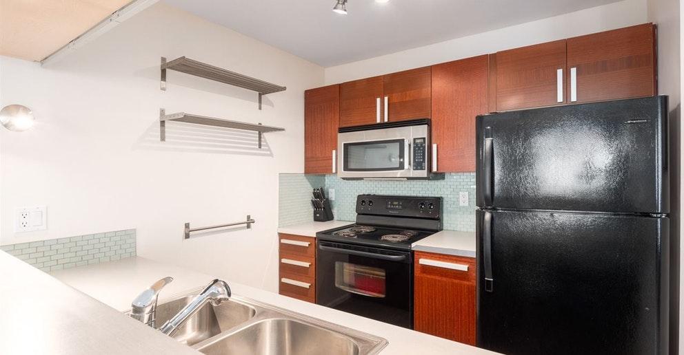 201 - 888 West 13th Avenue - Photo 29