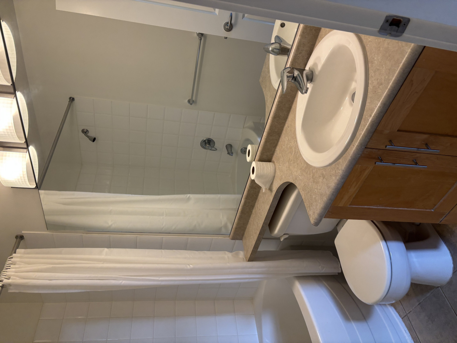 ALEXANDRA HOUSE 2 BED_2BATH Condo - Photo 16
