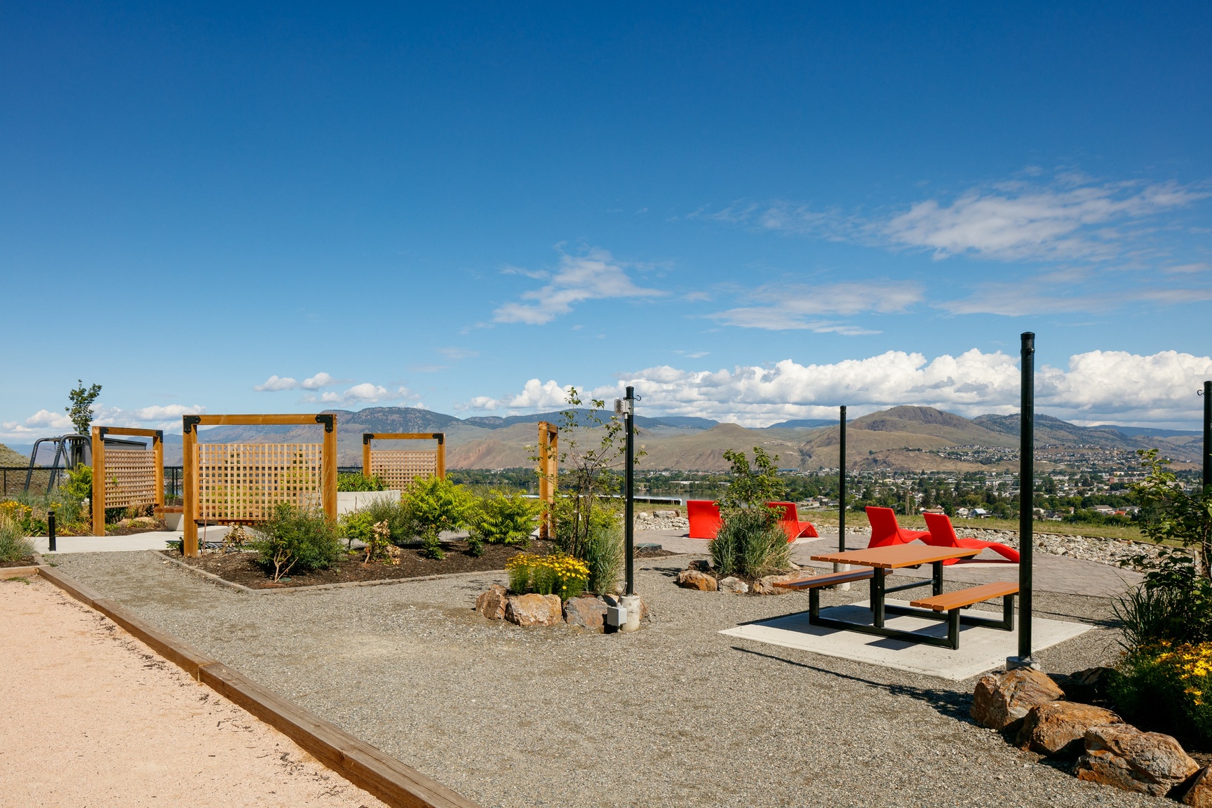 The View - Photo 21