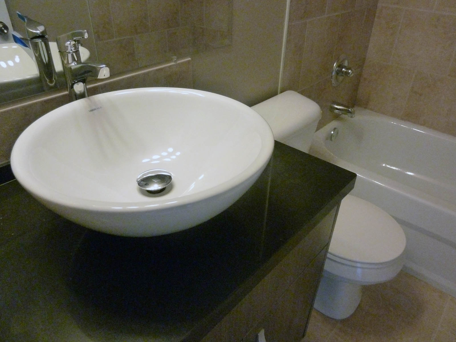 Cameron Manor - Photo 7