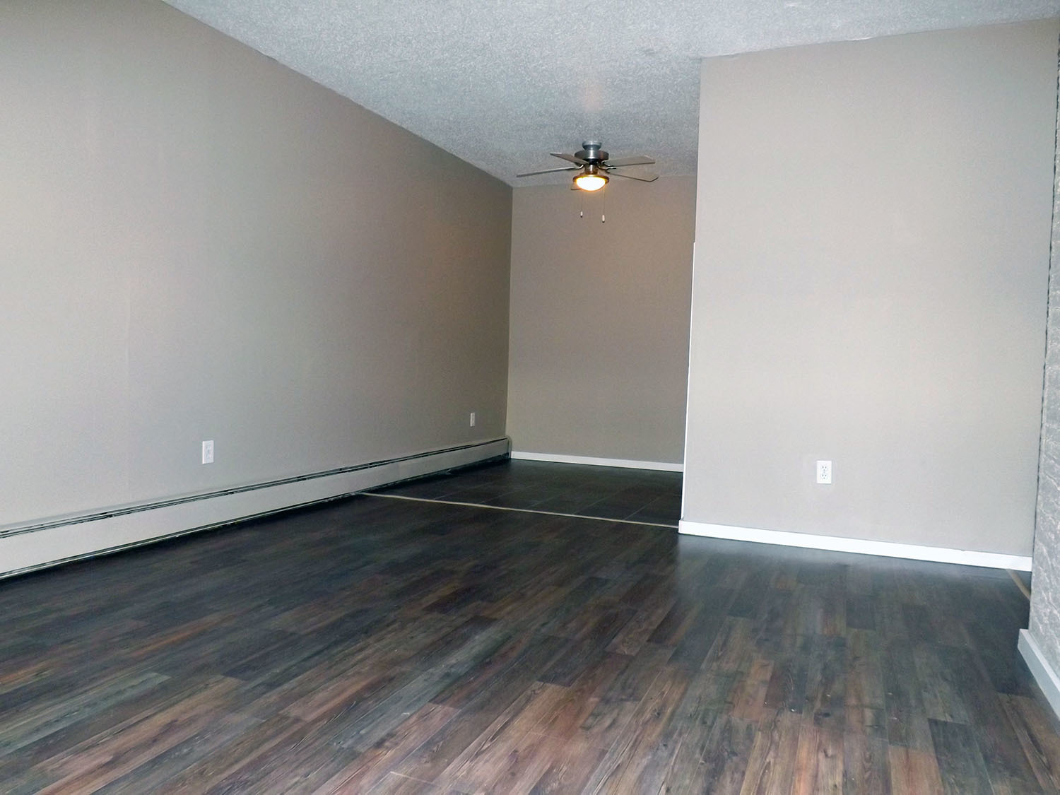 Washington Court - Photo 3
