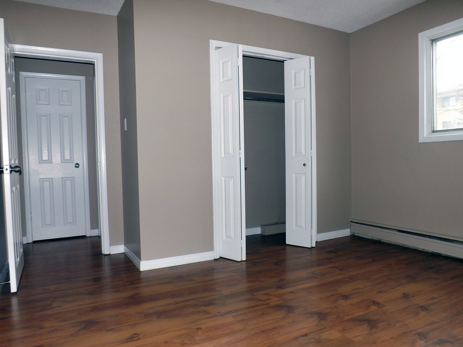 College Cove - Photo 6