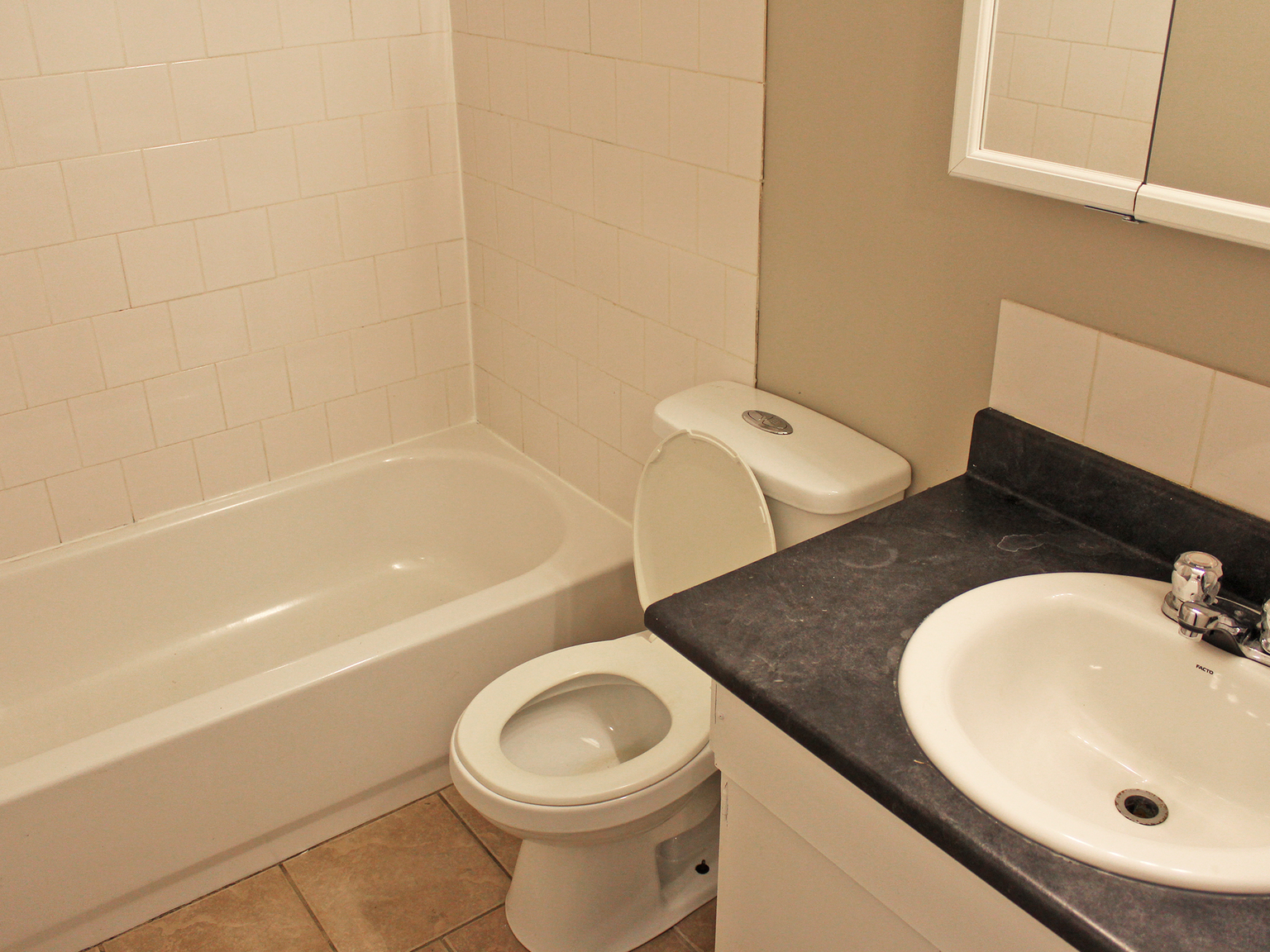 Taurus Apartments - Photo 9