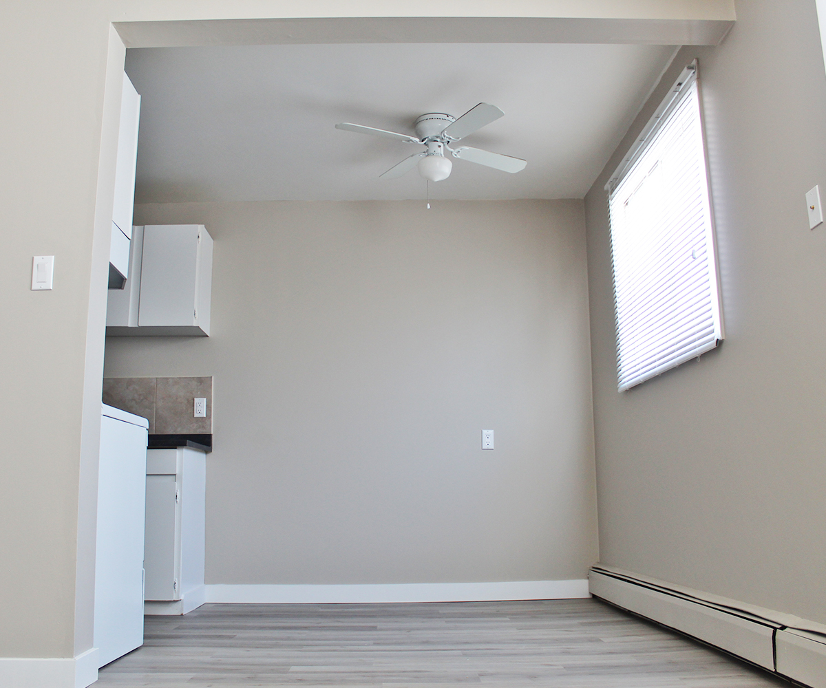 Cambridge Manor - Photo 18