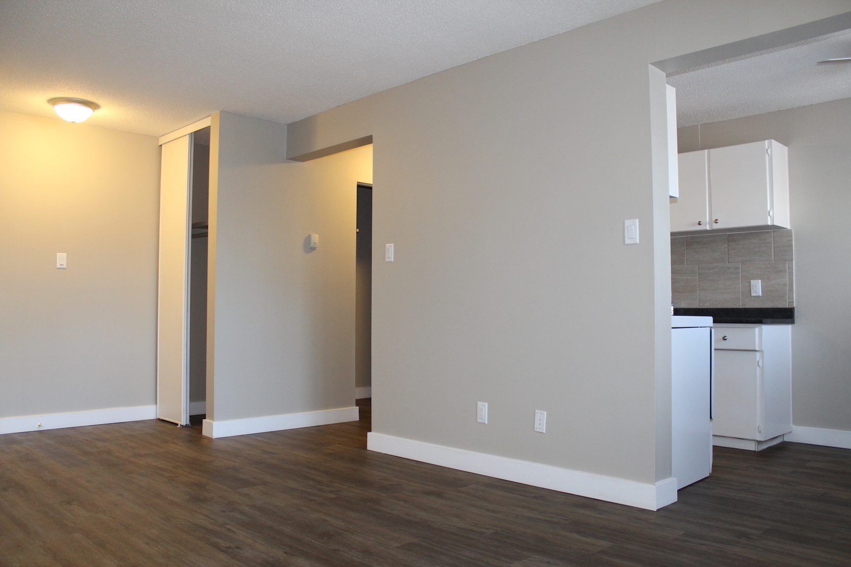 McCam 3 Apartments - Photo 13