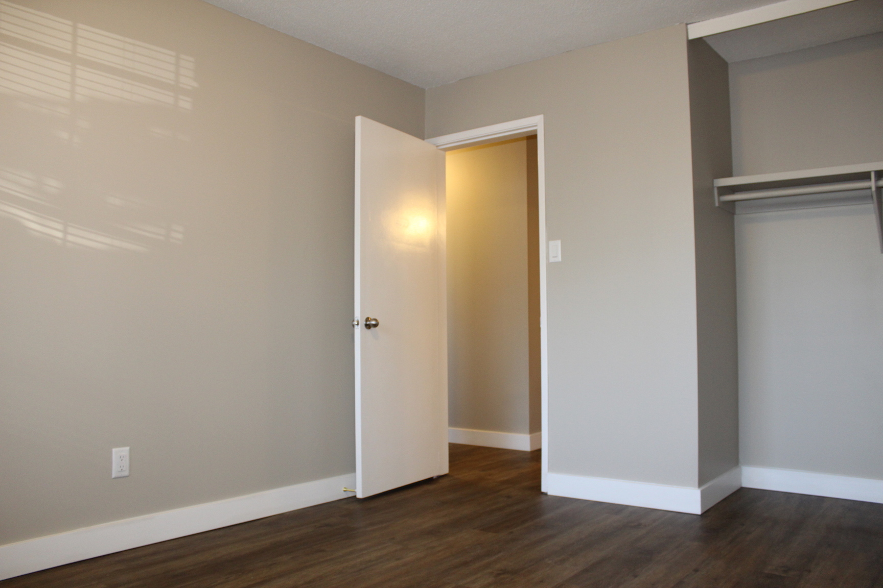 McCam 3 Apartments - Photo 14