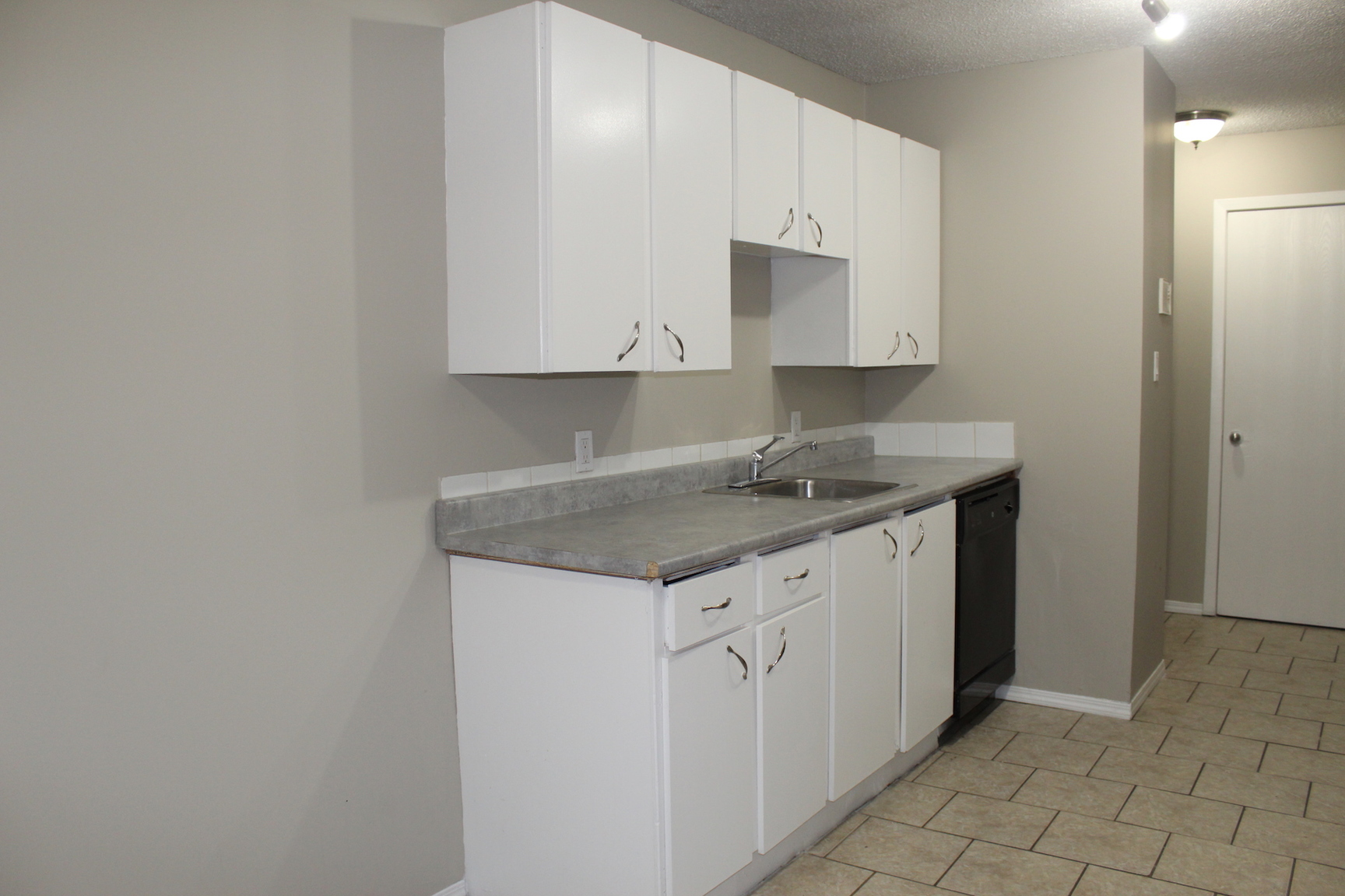 Libra Apartments - Photo 7