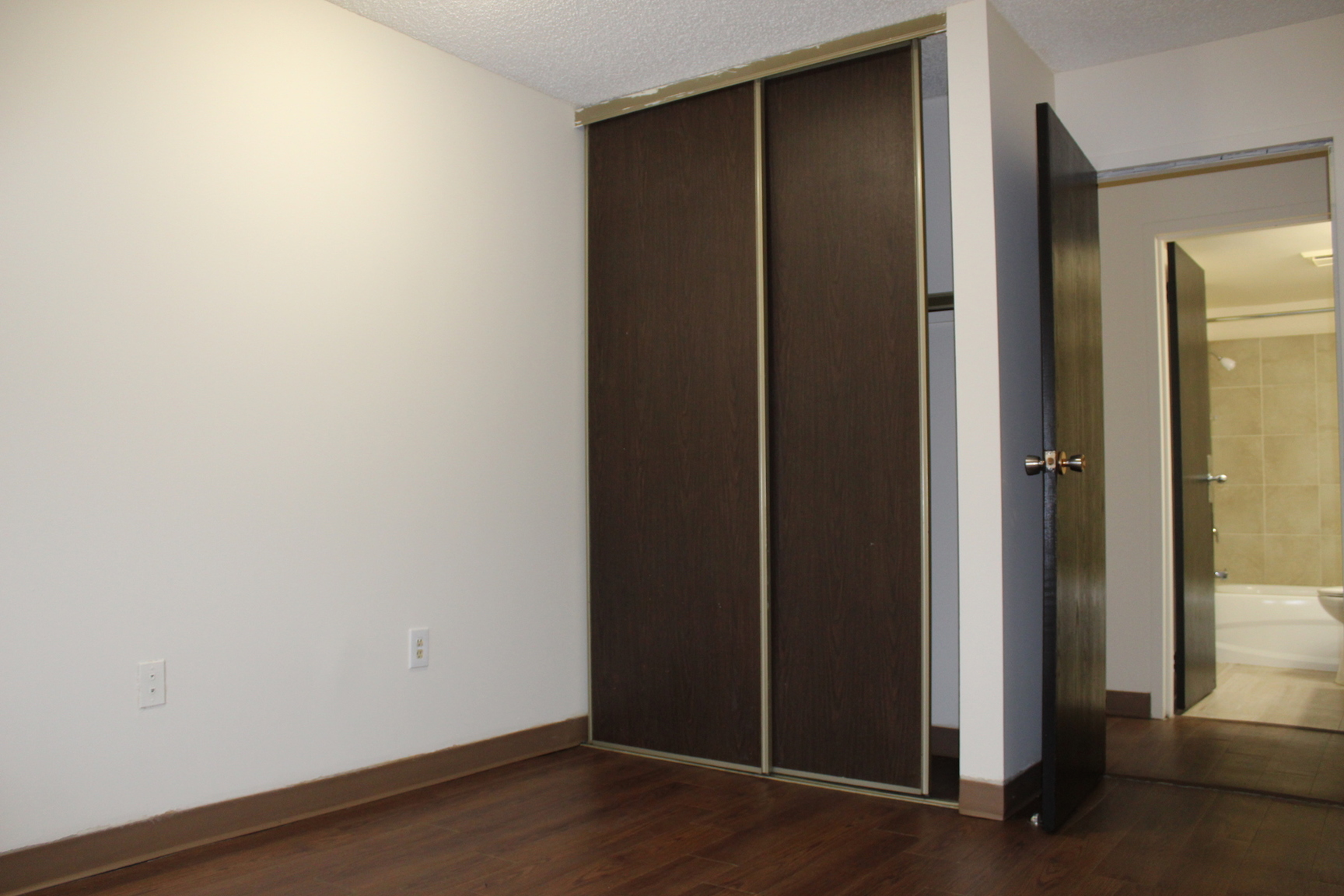 Mainstreet Corner - Photo 22