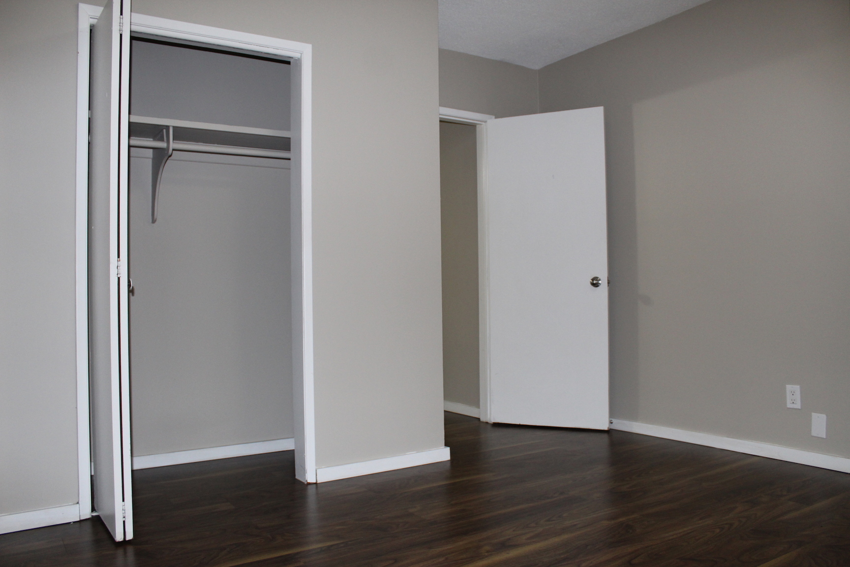 Julia Place - Photo 6