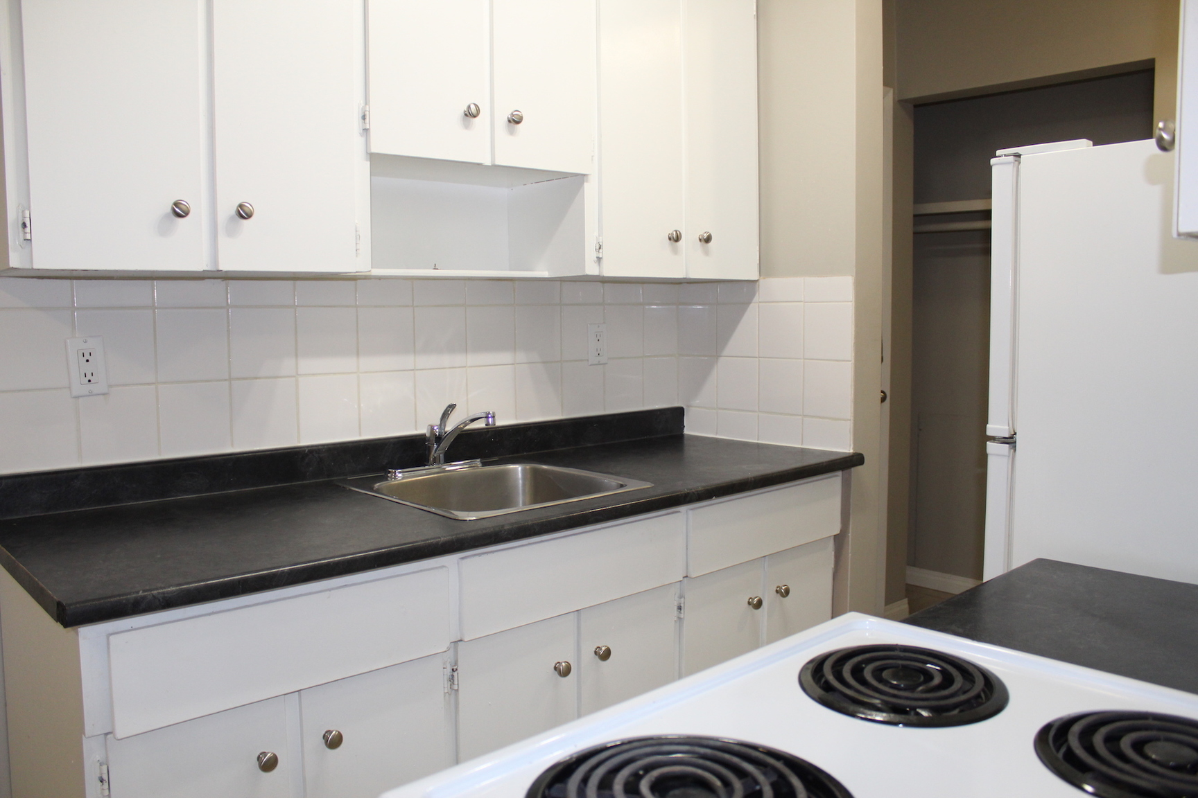 Grand Apartments - Photo 12