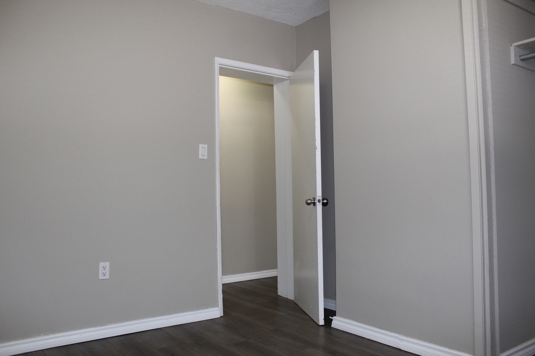 Laurentian Apartments - Photo 8