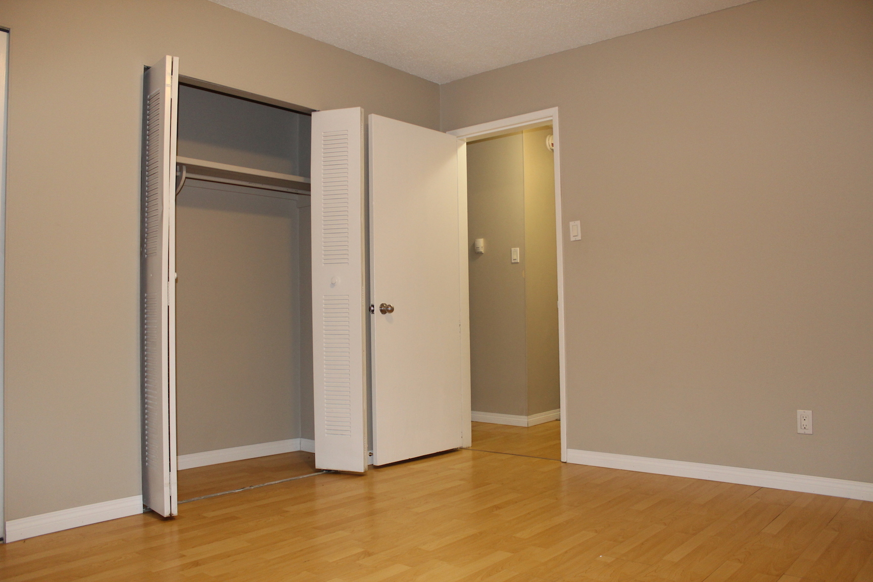 Seventh Street Manor - Photo 11